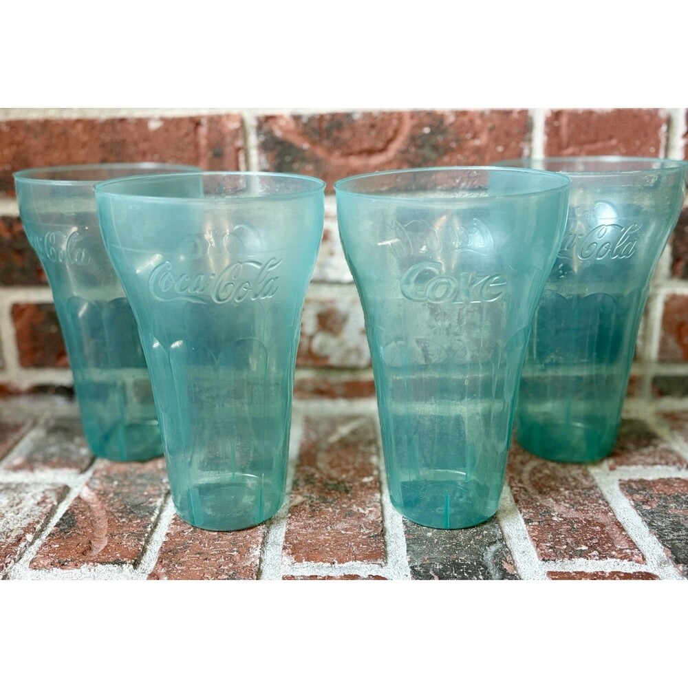 Vintage Genuine Coca Cola Green Plastic Cups with lids 32oz set of 4 NO LIDS